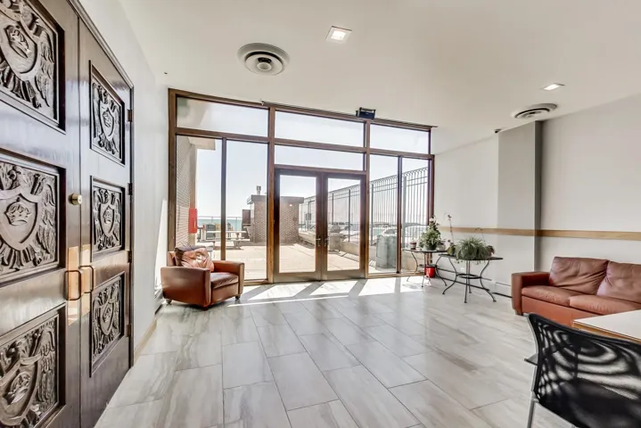 780