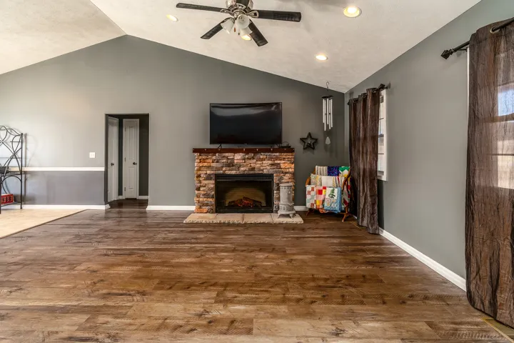 780