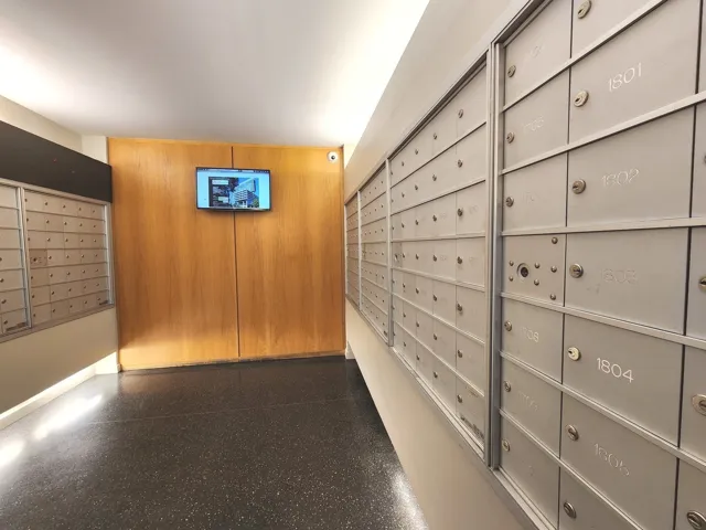 780