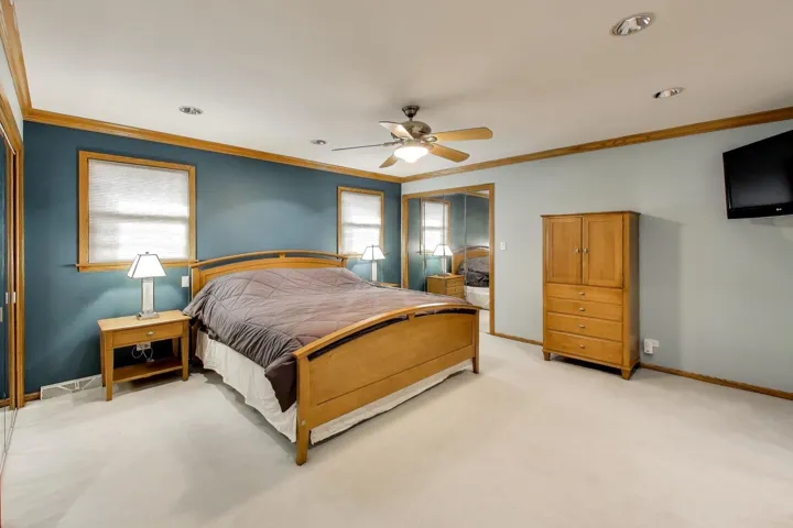 780