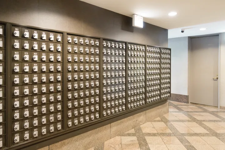 780