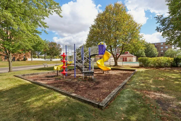 780