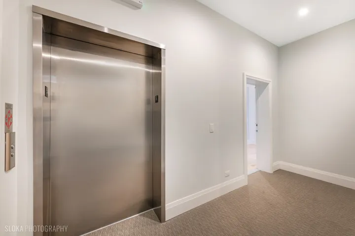 780