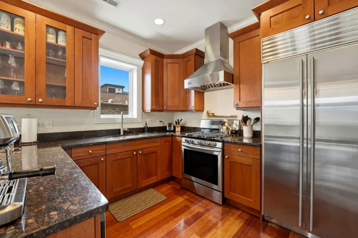 780