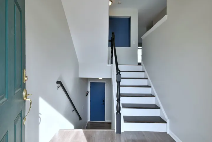 780