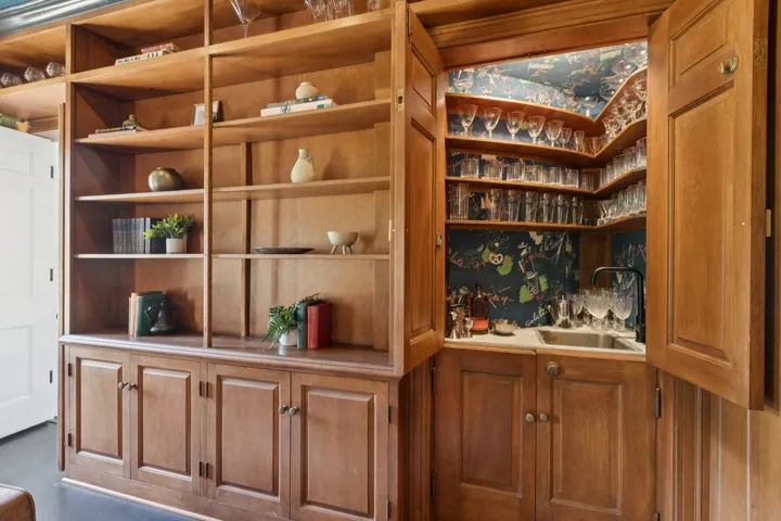 780