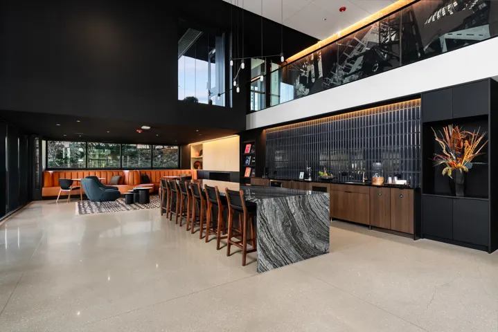 780