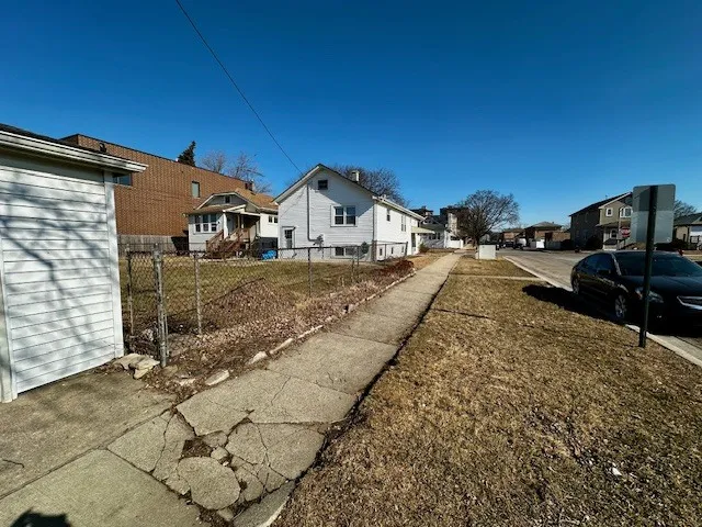 780