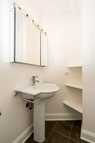 780
