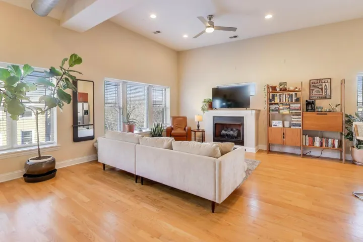 780