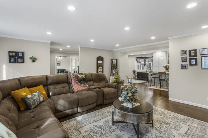 780
