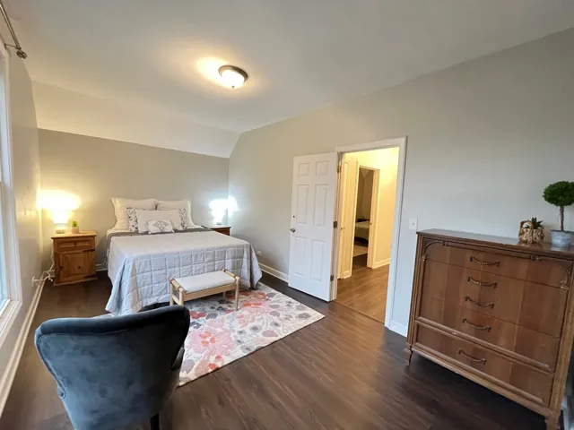 780