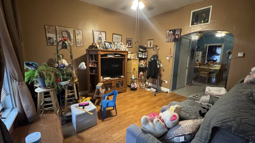 780