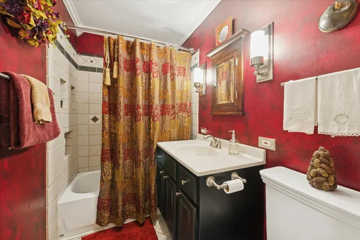 780