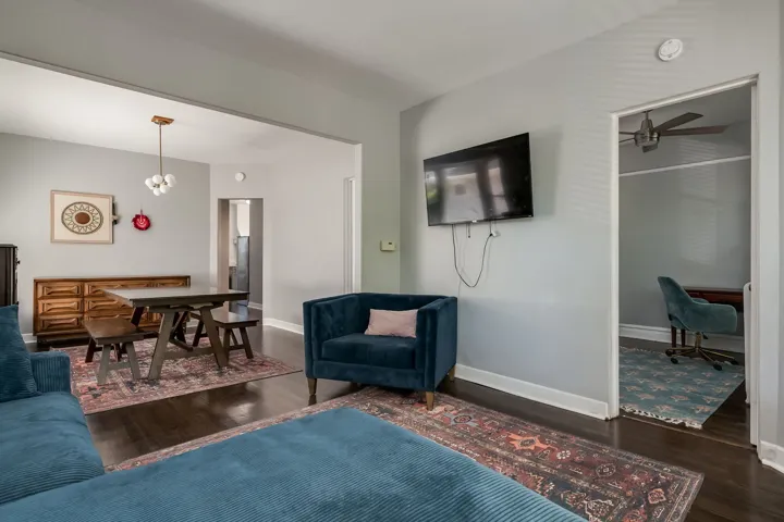 780