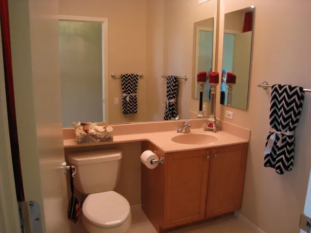 780