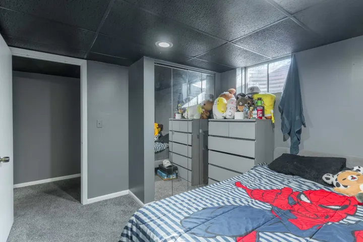780