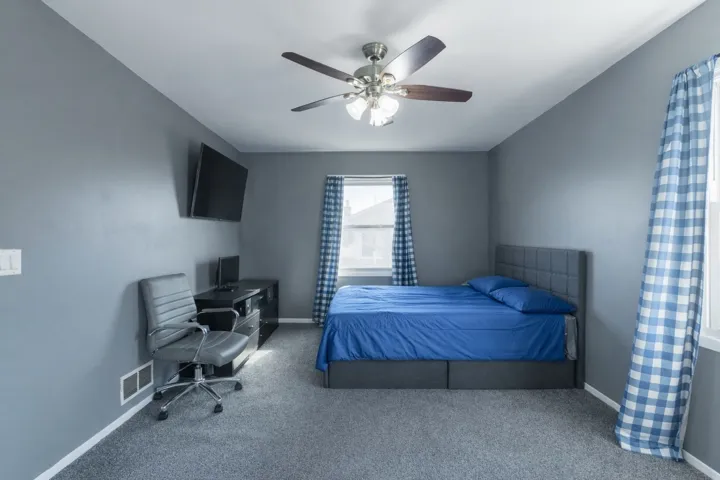780