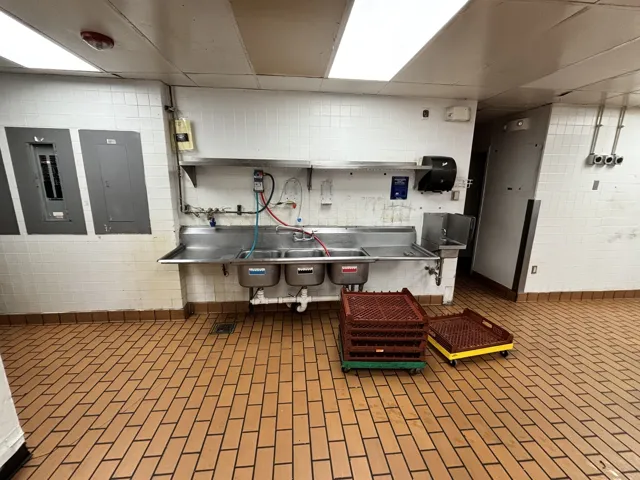780