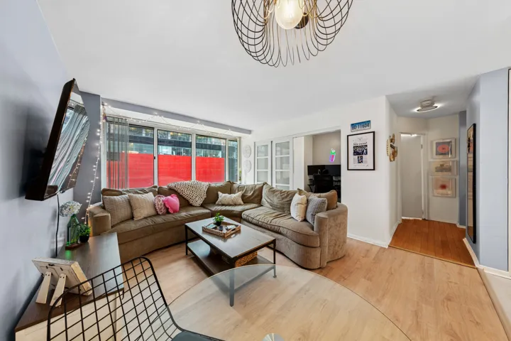 780
