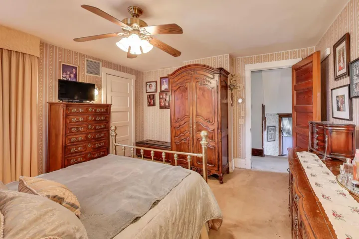 780