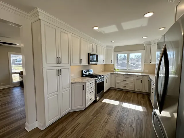 780