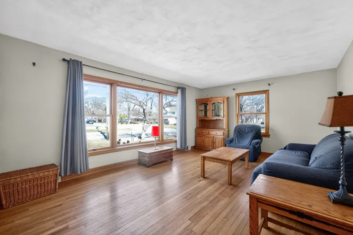 780
