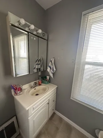 780