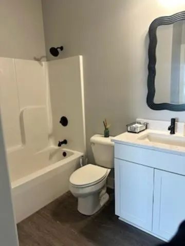 780