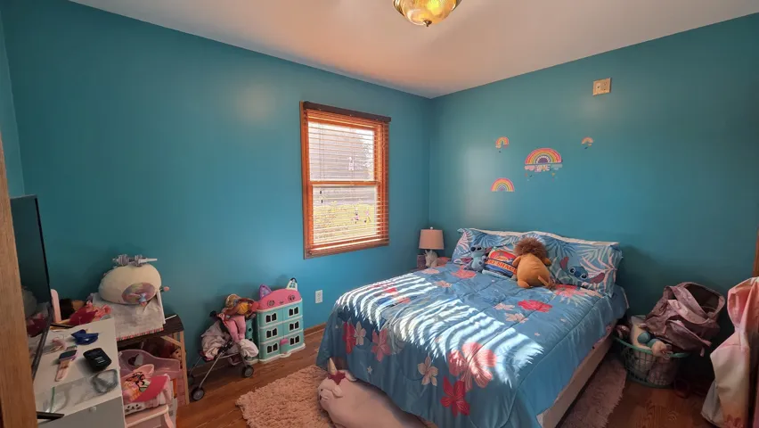 780