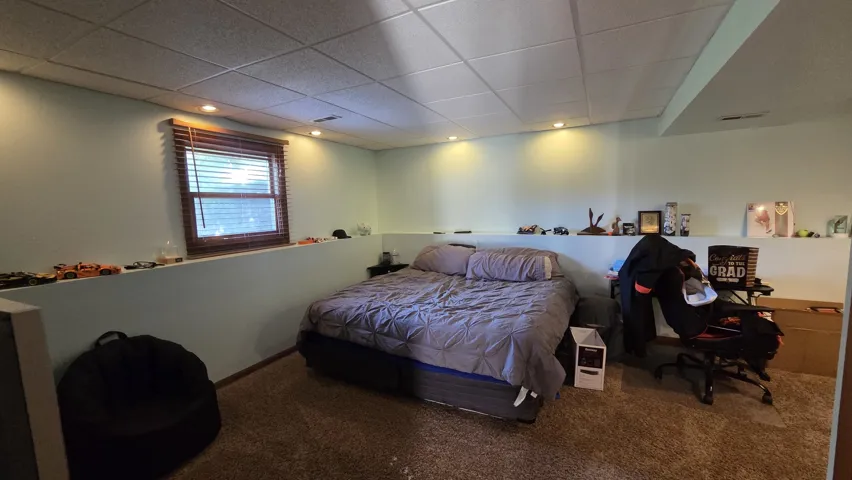 780