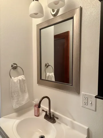 780