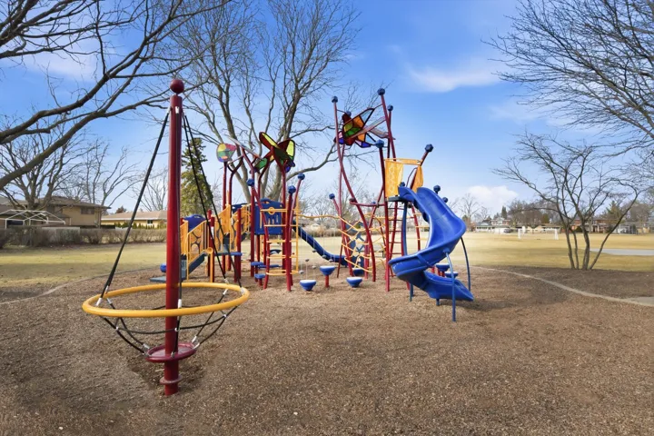 780