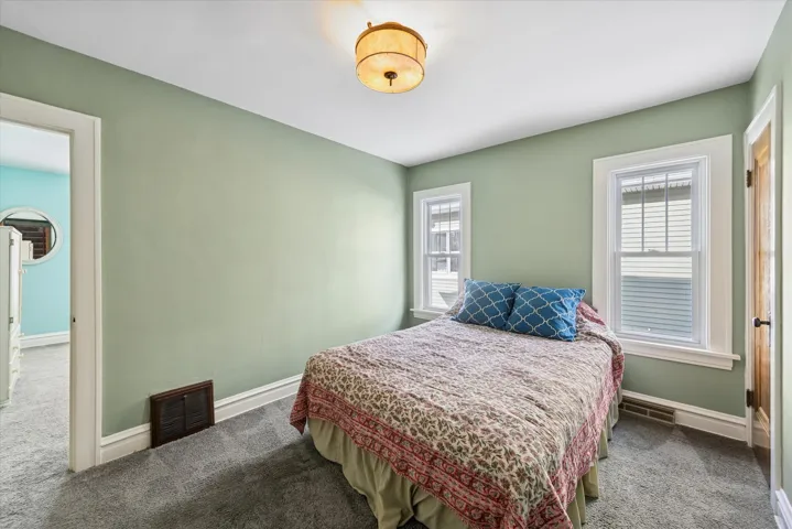 780