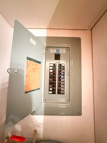 780