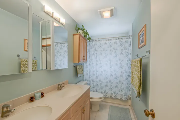 780