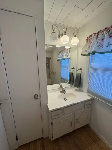 780