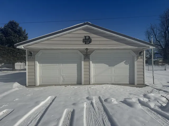780