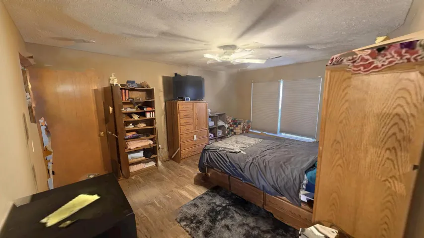 780