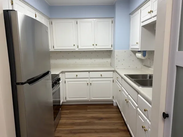 780