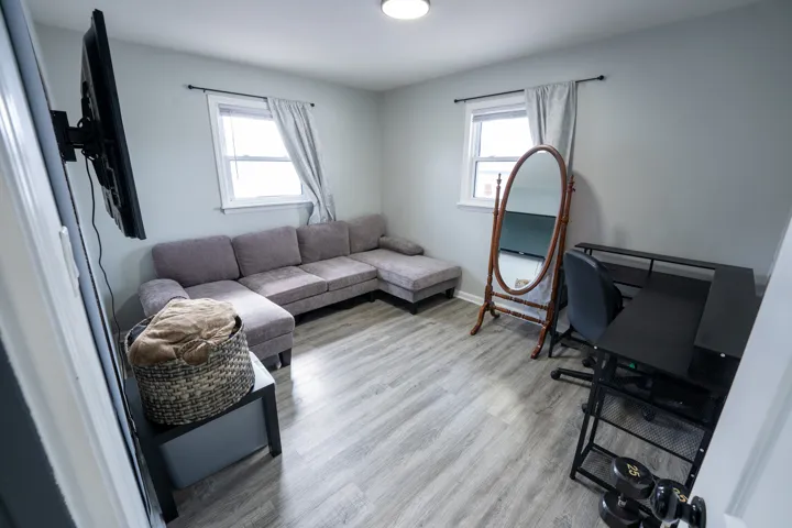 780