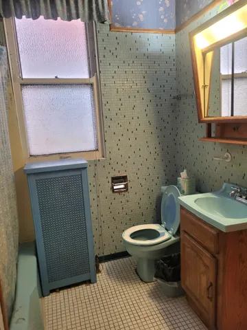 780