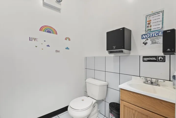 780
