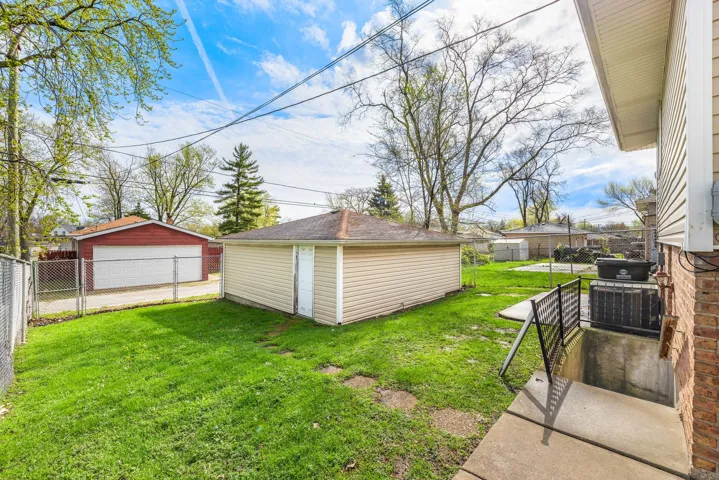 780