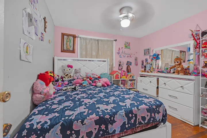 780