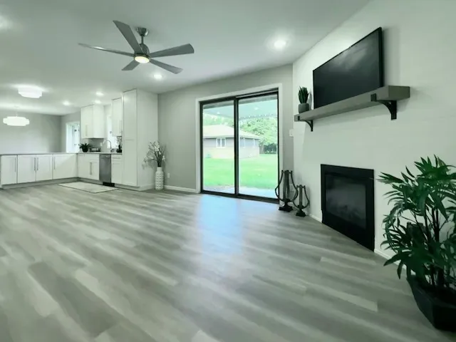 780