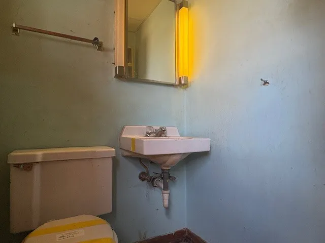 780