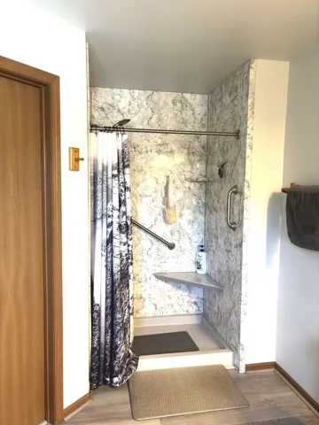780