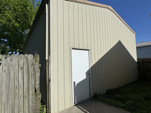 780