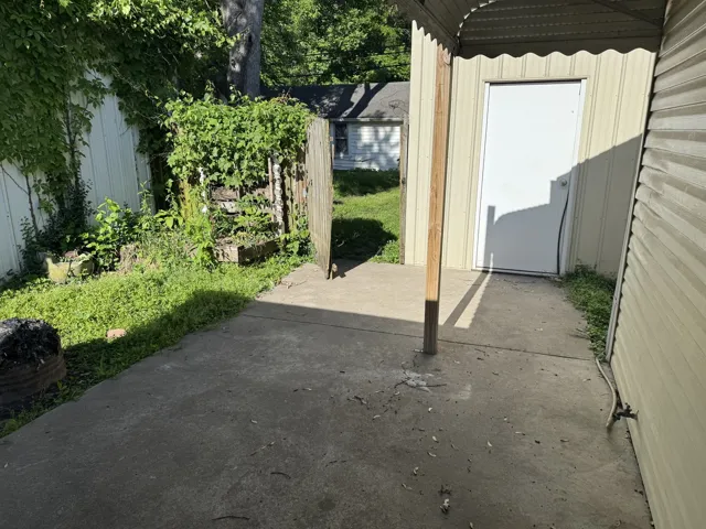 780